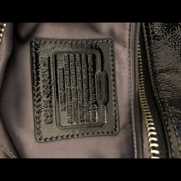 Medium Size Coach Black “block C” pattern - Picture 7 of 7